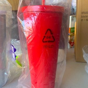 STARBUCKS VENTI CUP WITH STRAW…..BRAND NEW